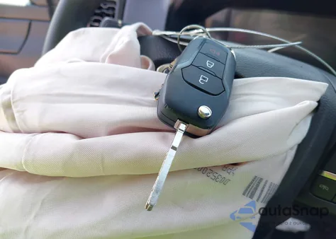 2025 Ford Ranger Xl z USA, uszkodzony, nr VIN 1FTER4BHXSLE13275